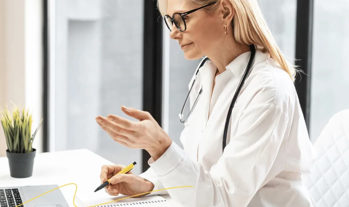 Imagen referencial sobre 5 razones poderosas para continuar con los chequeos médicos durante la menopausia